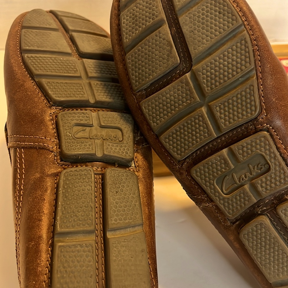 Clarks Extreme Comfort Slide-On Loafers: S-6.5 - Picture 7 of 8